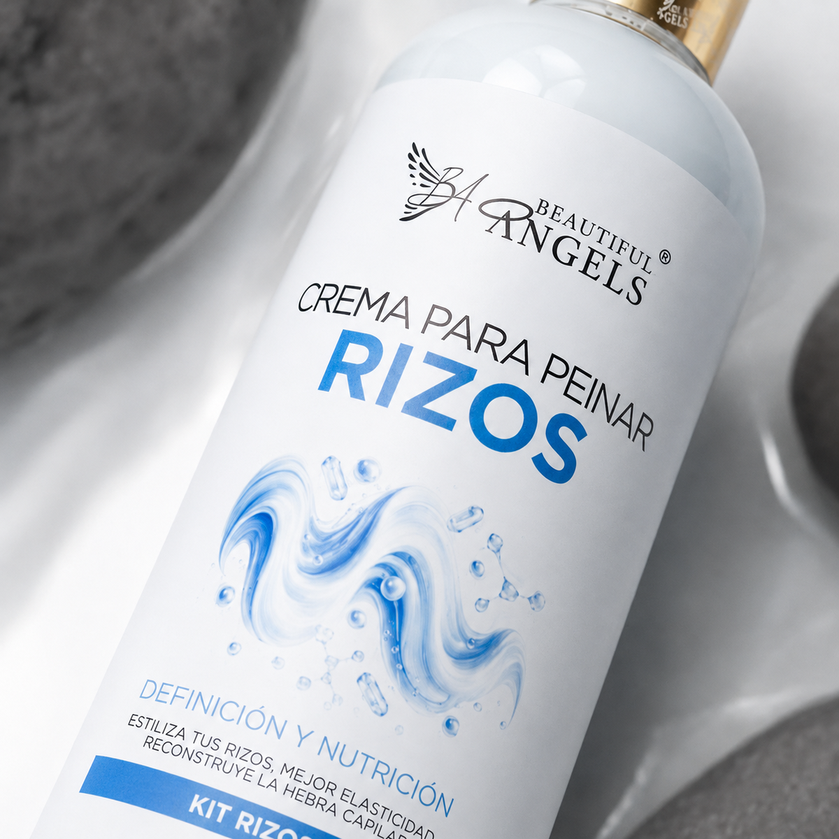 Crema para Peinar Rizos Beautiful Angels: Control, Definición y Movimiento Natural · Combate el Daño por Procesos Químicos, Rizos Vibrantes, Definidos y Llenos de Vida