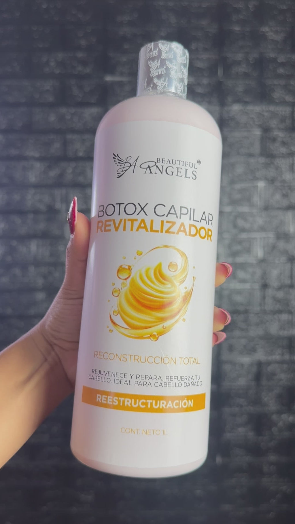 Botox Capilar Revitalizador Beautiful Angels:Refuerza la fibra capilar, aporta brillo radiante y textura suave al tacto para todo tipo de cabello, desde los más finos hasta los más dañados