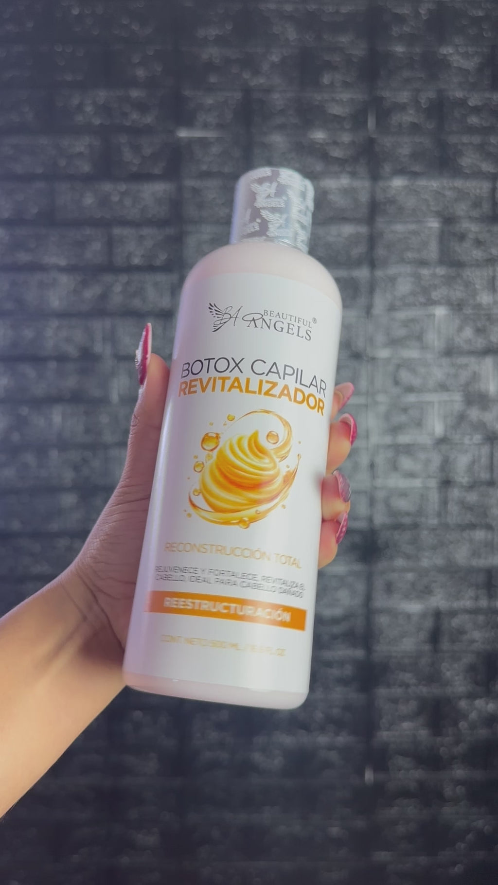 Botox Capilar Revitalizador Beautiful Angels:Refuerza la fibra capilar, aporta brillo radiante y textura suave al tacto para todo tipo de cabello, desde los más finos hasta los más dañados